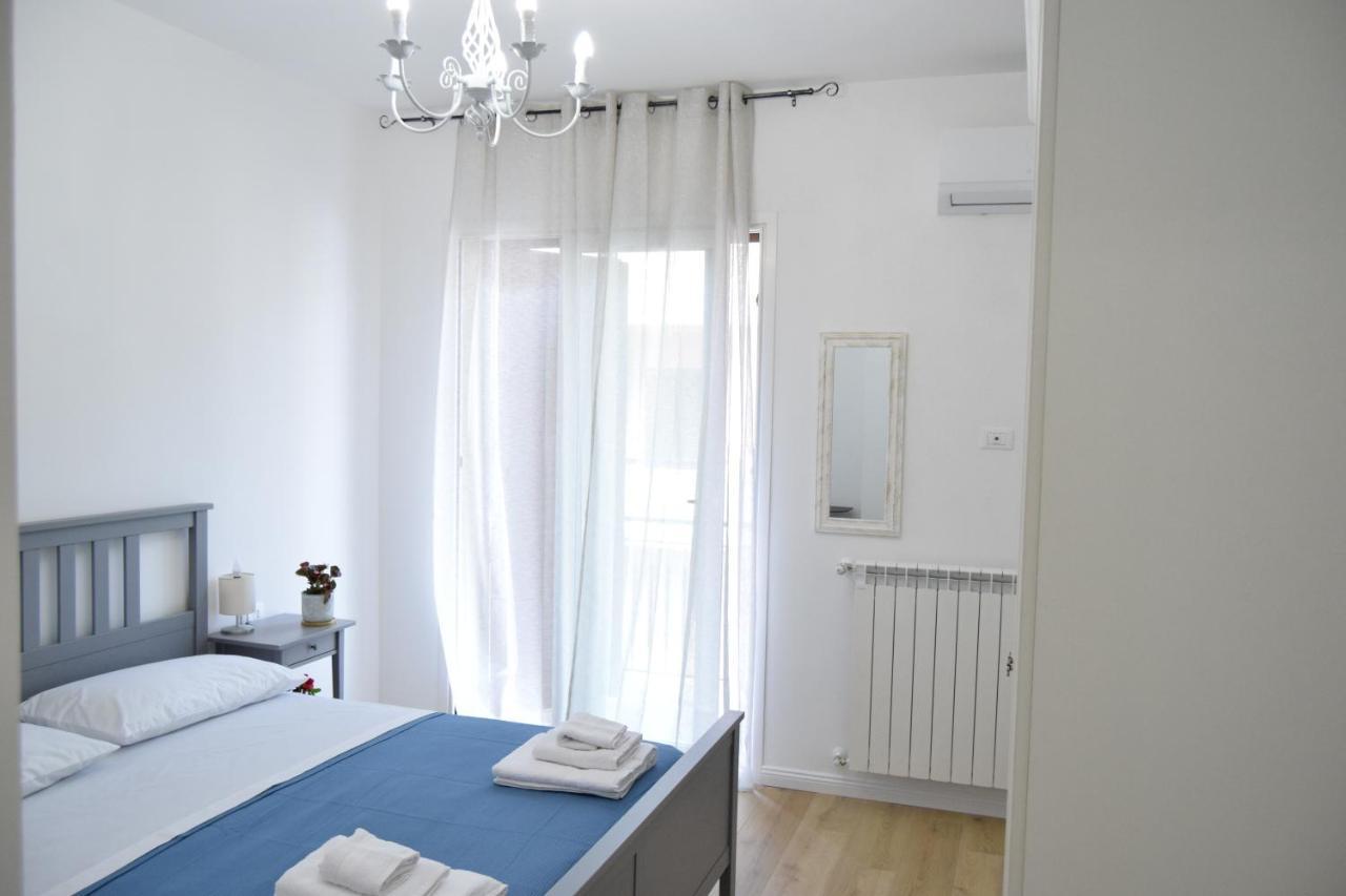 Caporama Apartment Terrasini Ngoại thất bức ảnh