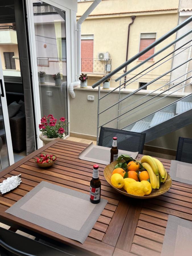 Caporama Apartment Terrasini Ngoại thất bức ảnh